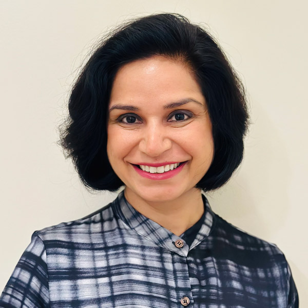 Meet Dr. Arora - Naperville Dentist Cosmetic and Family Dentistry